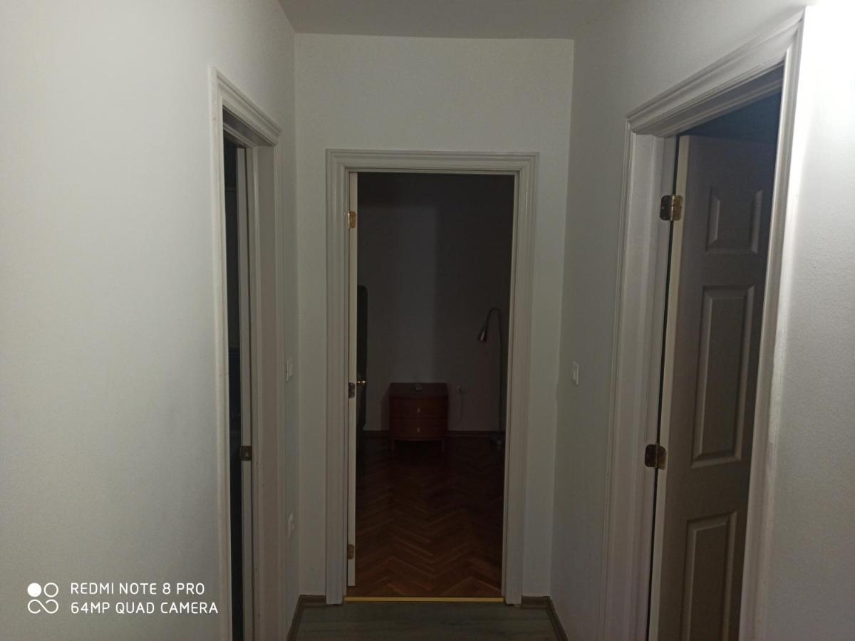 Apartments Zo Makarska Bagian luar foto