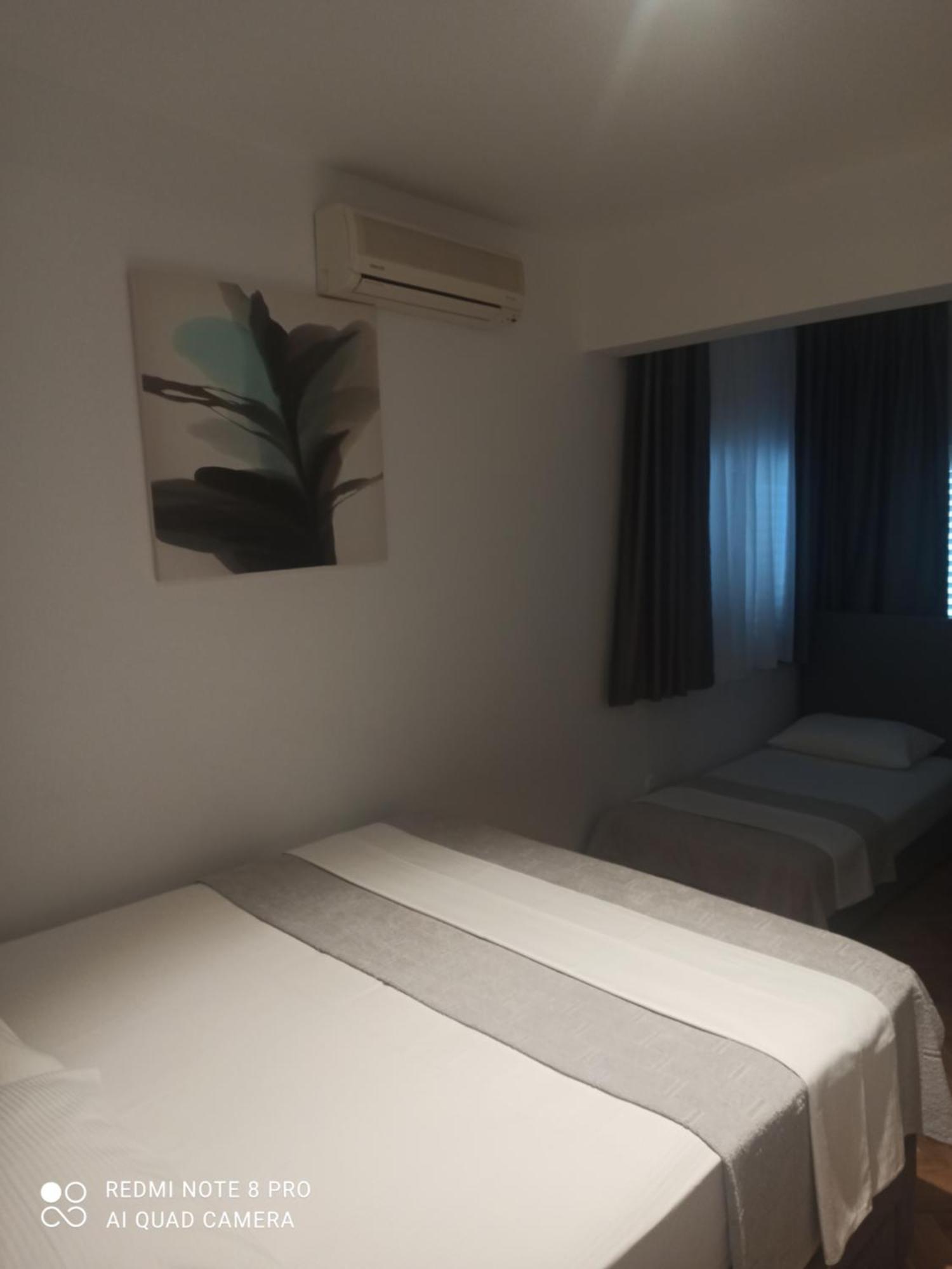 Apartments Zo Makarska Ruang foto