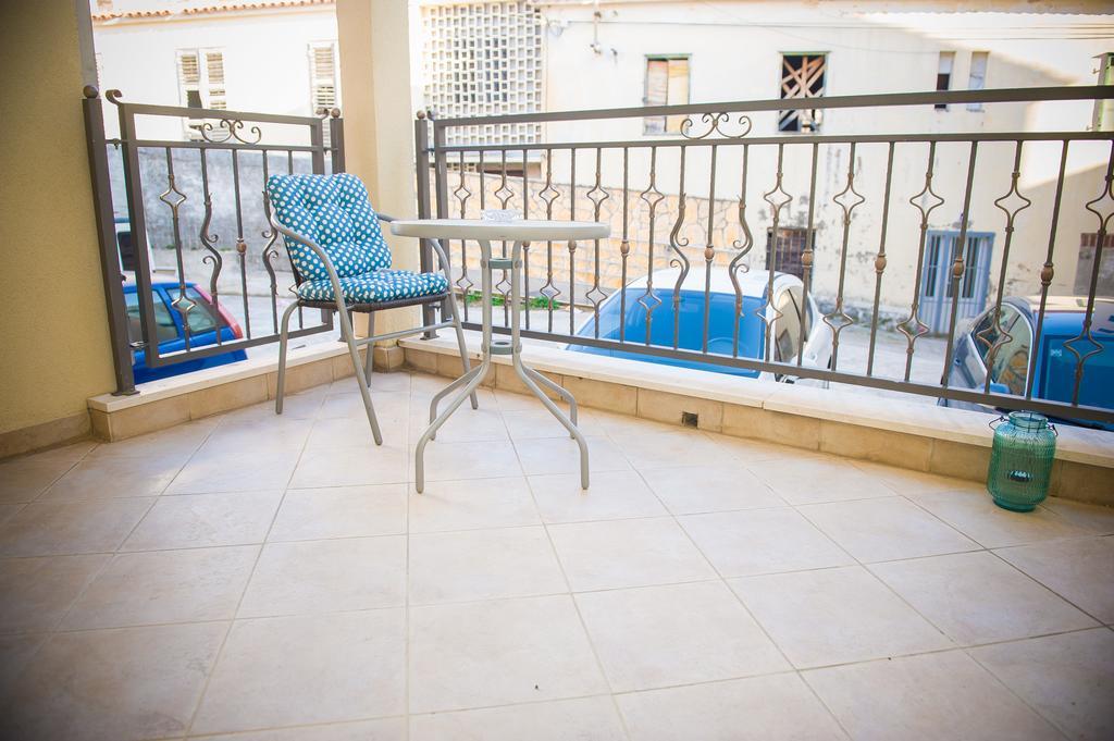 Apartments Zo Makarska Bagian luar foto