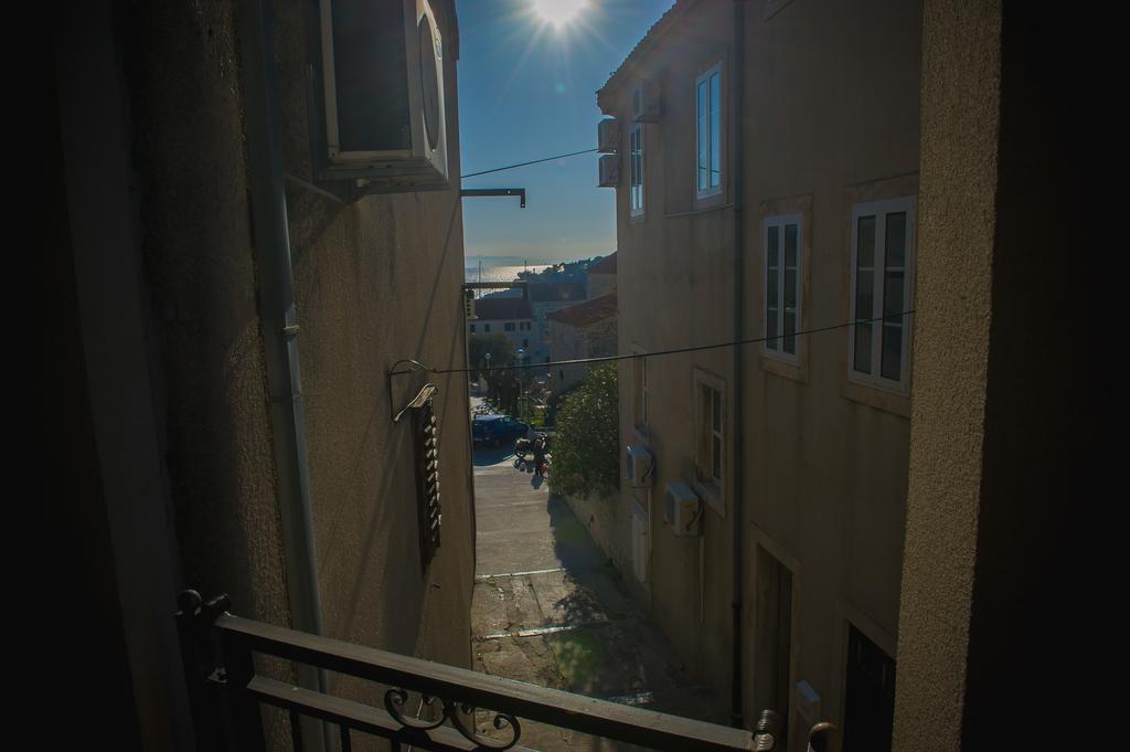 Apartments Zo Makarska Bagian luar foto